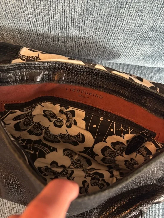 Liebeskind Croc Printed Black Leather Bag - Picture 7 of 9